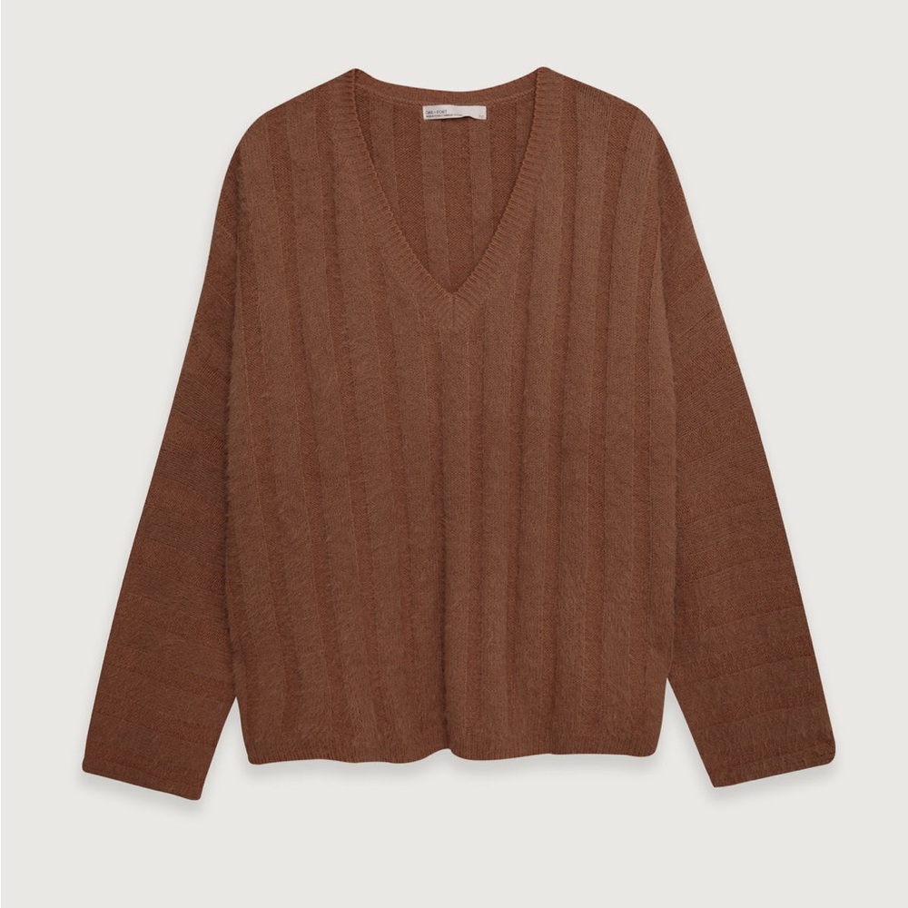 OAK AND FORT Brown Fuzzy Sweater